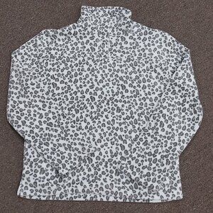 Roper Women's Polar Fleece 1/4 Snap Pullover - Snow Leopard Print